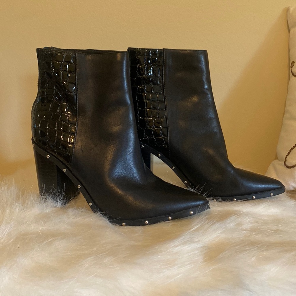 Beautiful block heels Aldo booties with stud detail
